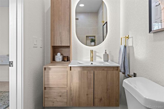 1558 S Laredo Court, Aurora, CO 80017