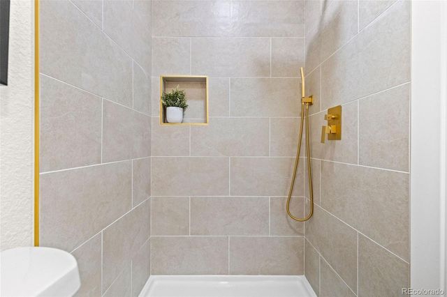 1558 S Laredo Court, Aurora, CO 80017