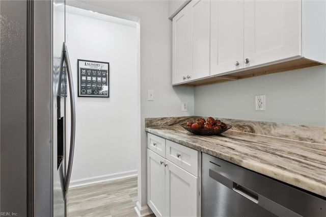 206 Burman Wood DR, Hampton, VA 23666