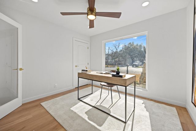 2602 Loyola LN, Austin, TX 78723