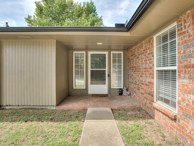 3216 Greenwood Drive, Norman, OK 73072