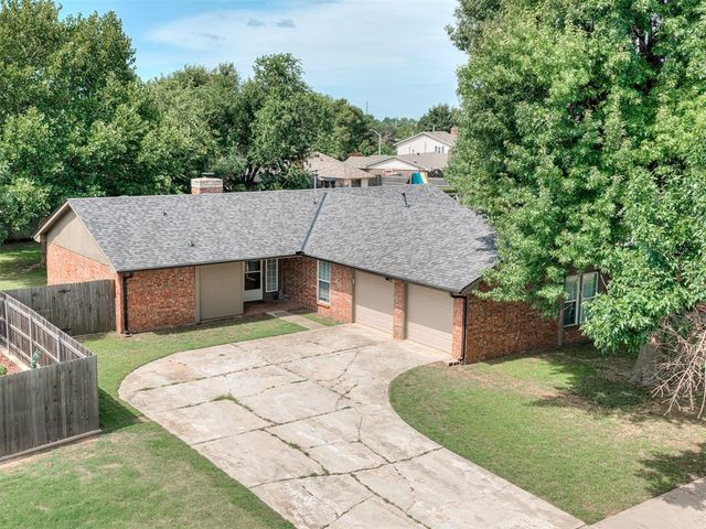 3216 Greenwood Drive, Norman, OK 73072