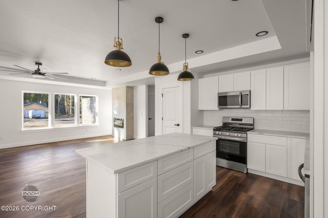7671 W Hentila Street, Wasilla, AK 99623