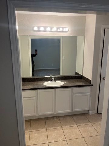 811 Edd Road, Dallas, TX 75253