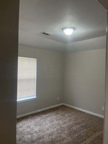 811 Edd Road, Dallas, TX 75253