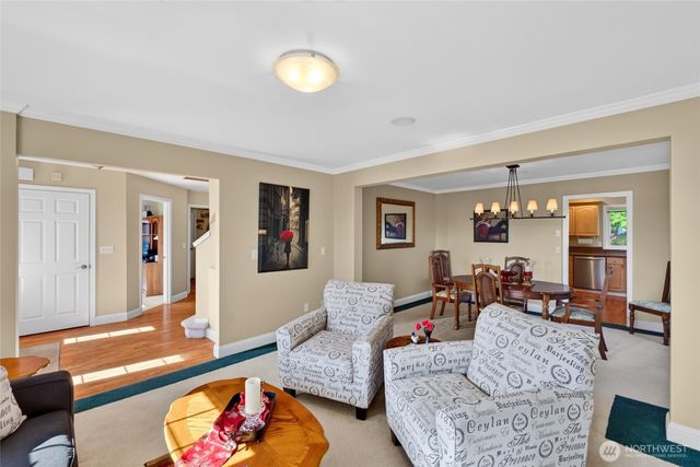 2815 199th Avenue Ct East, Lake Tapps, WA 98391