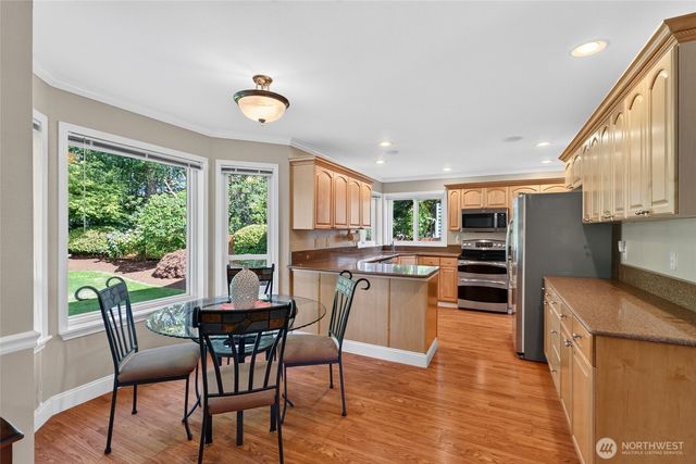 2815 199th Avenue Ct East, Lake Tapps, WA 98391