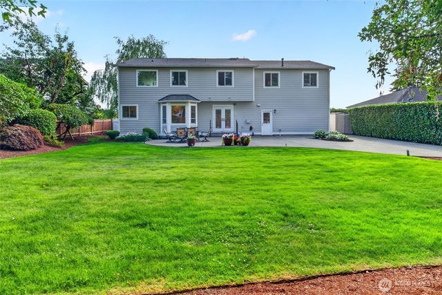 2815 199th Avenue Ct East, Lake Tapps, WA 98391