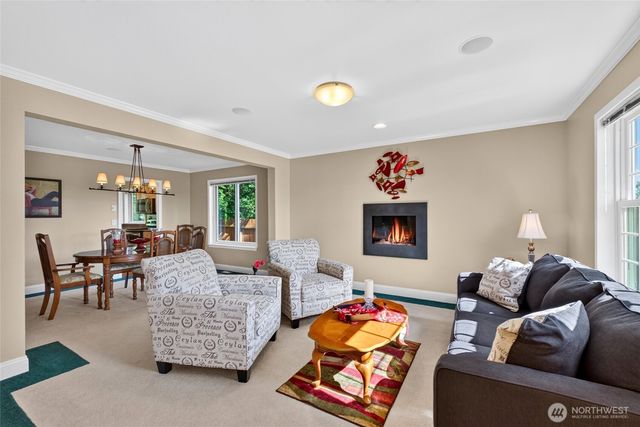 2815 199th Avenue Ct East, Lake Tapps, WA 98391