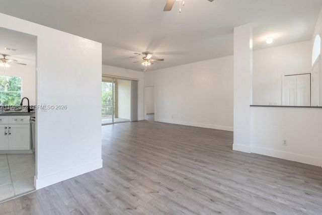 2519 9th Street W, Lehigh Acres, FL 33971