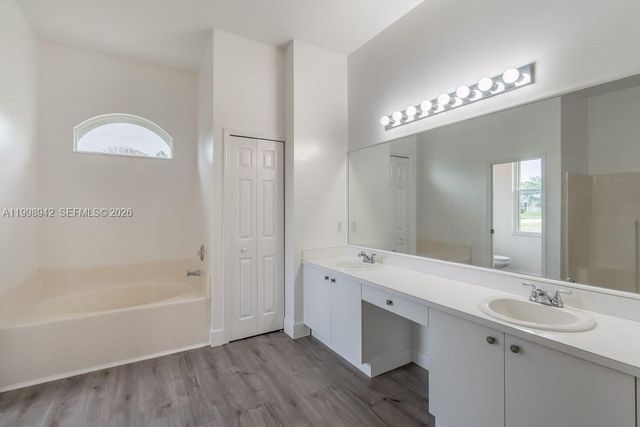 2519 9th Street W, Lehigh Acres, FL 33971