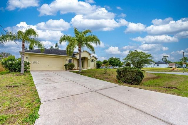 2519 9th Street W, Lehigh Acres, FL 33971