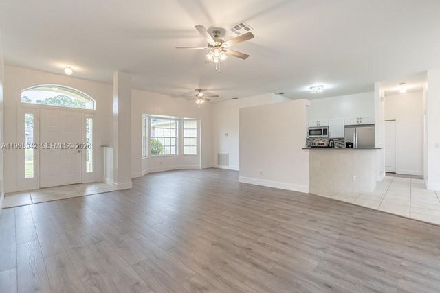 2519 9th Street W, Lehigh Acres, FL 33971