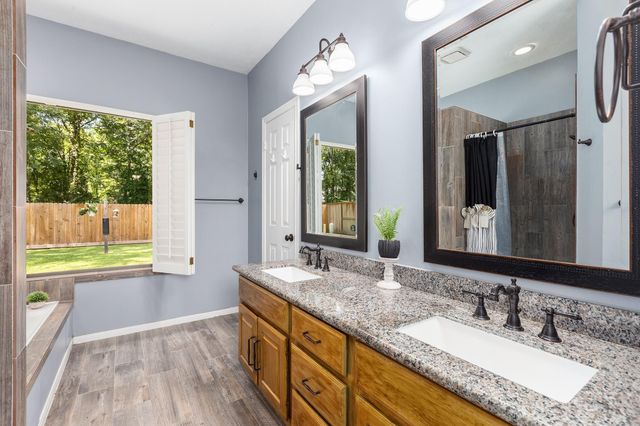5102 Natural Bridge Drive, Kingwood, TX 77345