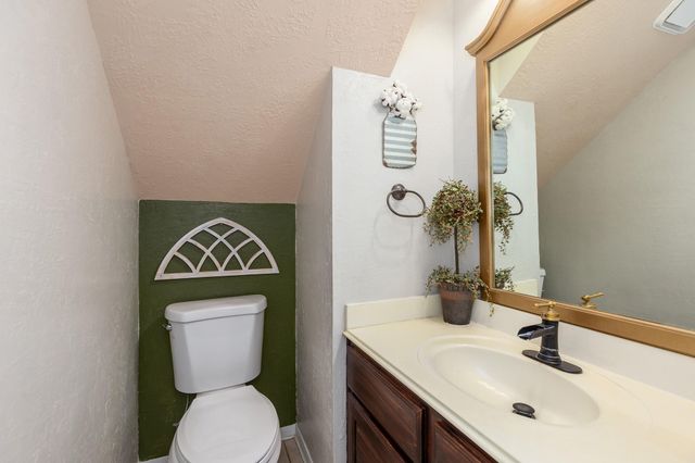 5102 Natural Bridge Drive, Kingwood, TX 77345
