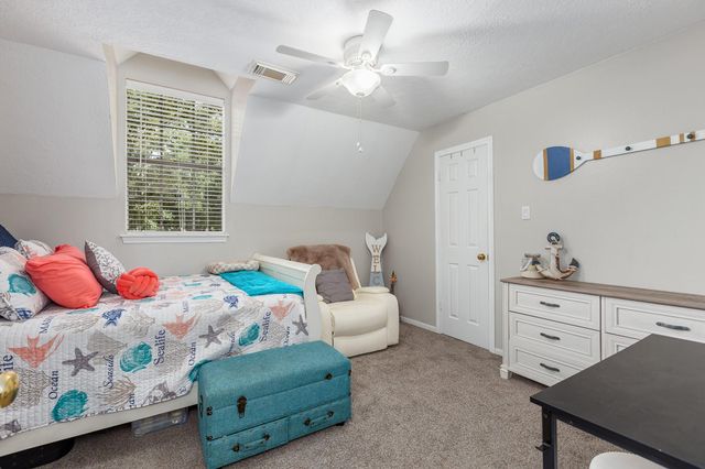 5102 Natural Bridge Drive, Kingwood, TX 77345