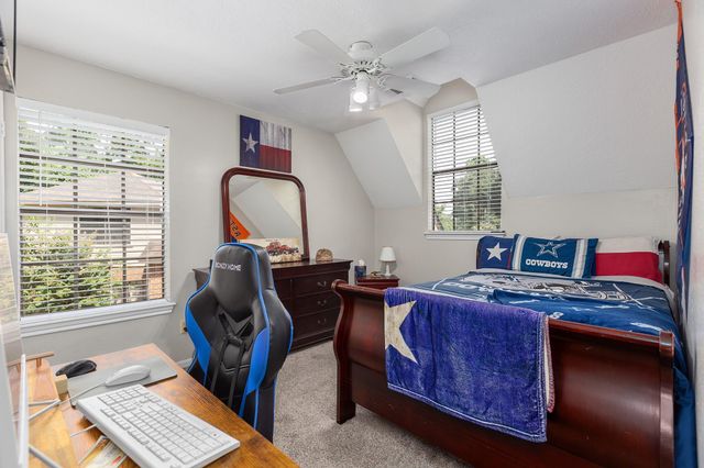 5102 Natural Bridge Drive, Kingwood, TX 77345