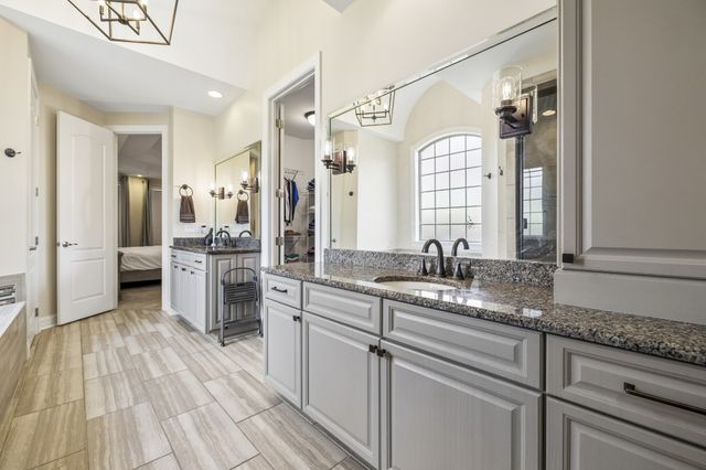 1020 Stafford Ct, Hendersonville, TN 37075