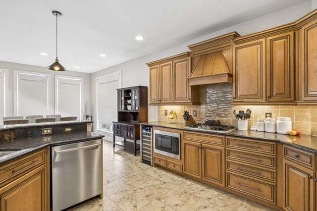 1020 Stafford Ct, Hendersonville, TN 37075