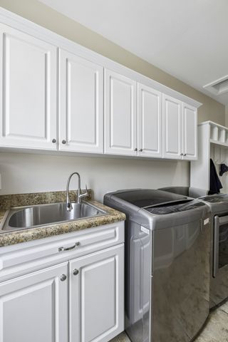 1020 Stafford Ct, Hendersonville, TN 37075
