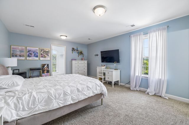 1020 Stafford Ct, Hendersonville, TN 37075
