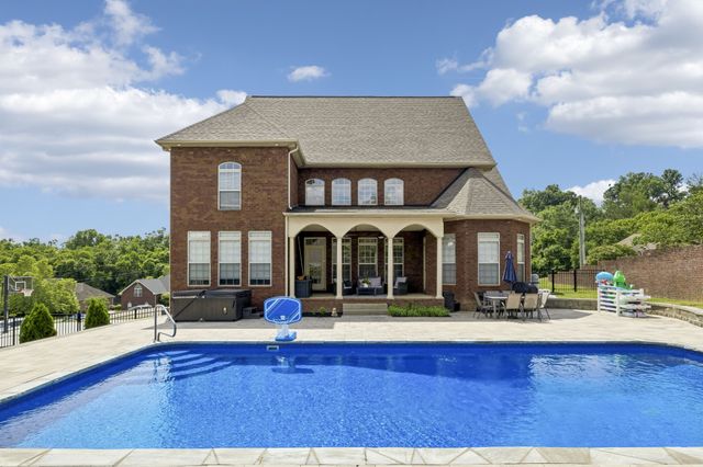 1020 Stafford Ct, Hendersonville, TN 37075