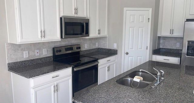 10552 SALT GROVE ST, Orlando, FL 32824