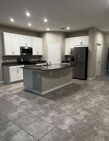 10552 SALT GROVE ST, Orlando, FL 32824