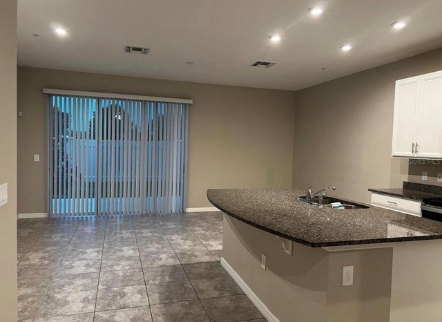 10552 SALT GROVE ST, Orlando, FL 32824