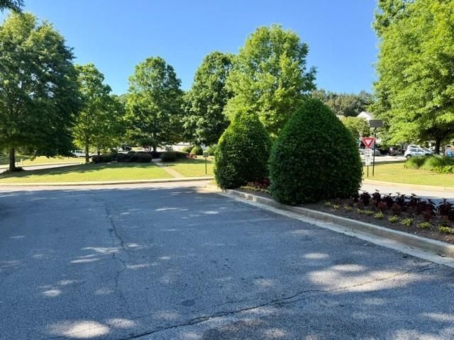 749 Outlook Way, South Fulton, GA 30349
