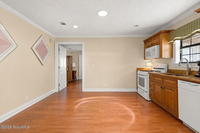 1001 Poppell Drive, Darien, GA 31305
