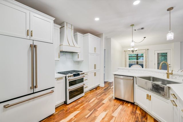 2442 Madeline LOOP, Cedar Park, TX 78613