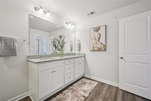 406 Lanier Circle, Woodstock, GA 30189