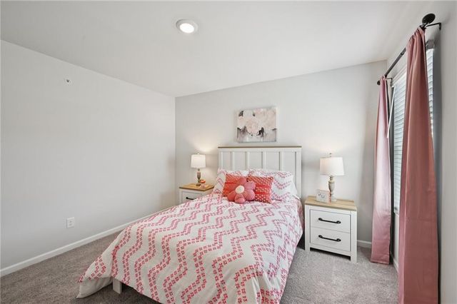 406 Lanier Circle, Woodstock, GA 30189