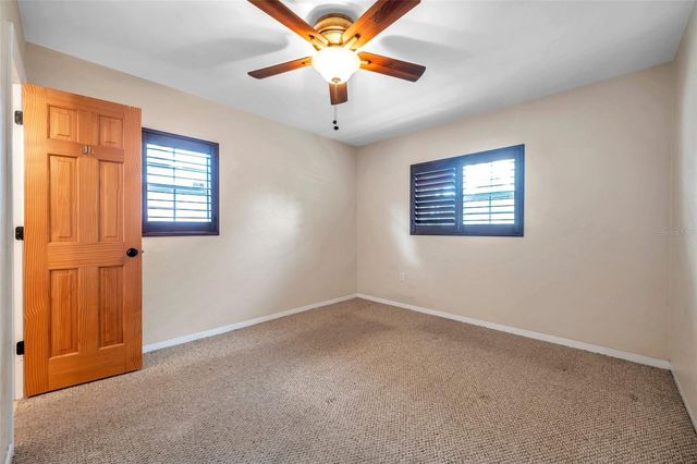 7555 19TH AVENUE N, St Petersburg, FL 33710