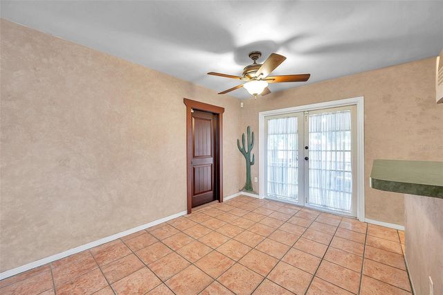 7555 19TH AVENUE N, St Petersburg, FL 33710