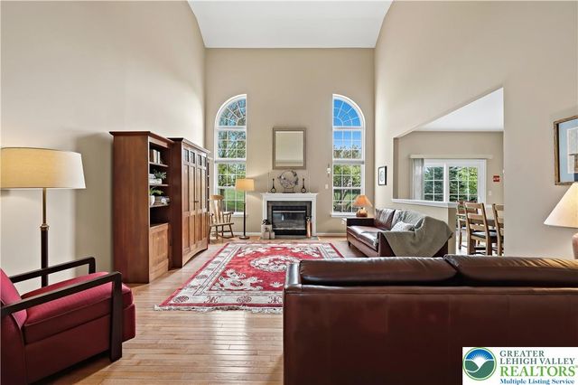 2317 Bordeaux Drive, Lower Macungie Twp, PA 18062