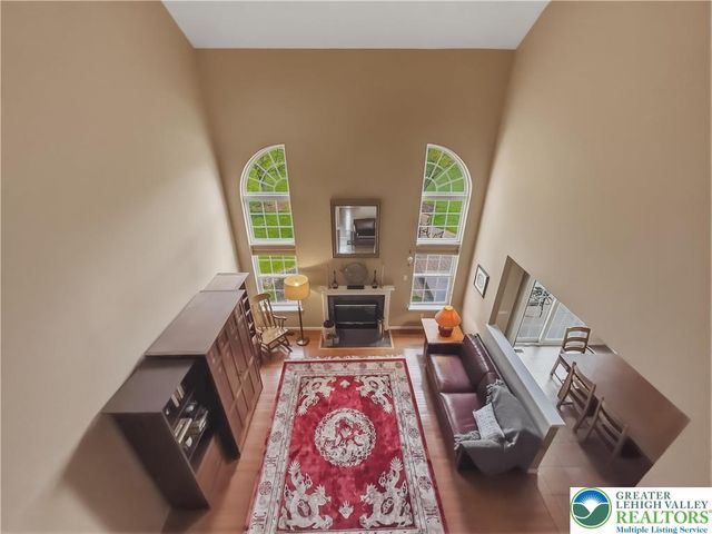 2317 Bordeaux Drive, Lower Macungie Twp, PA 18062