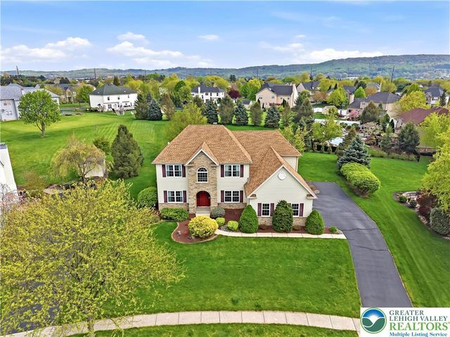 2317 Bordeaux Drive, Lower Macungie Twp, PA 18062
