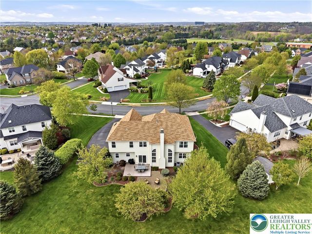 2317 Bordeaux Drive, Lower Macungie Twp, PA 18062