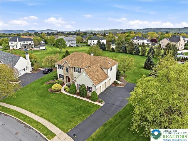 2317 Bordeaux Drive, Lower Macungie Twp, PA 18062