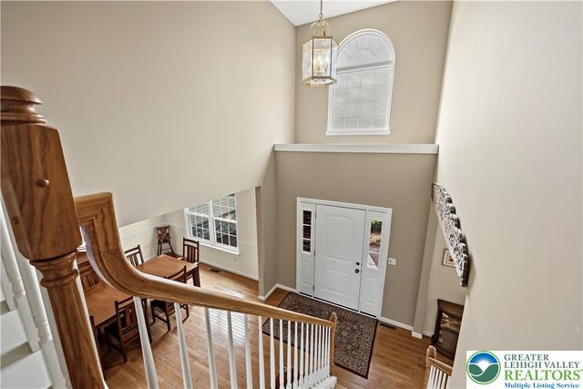 2317 Bordeaux Drive, Lower Macungie Twp, PA 18062