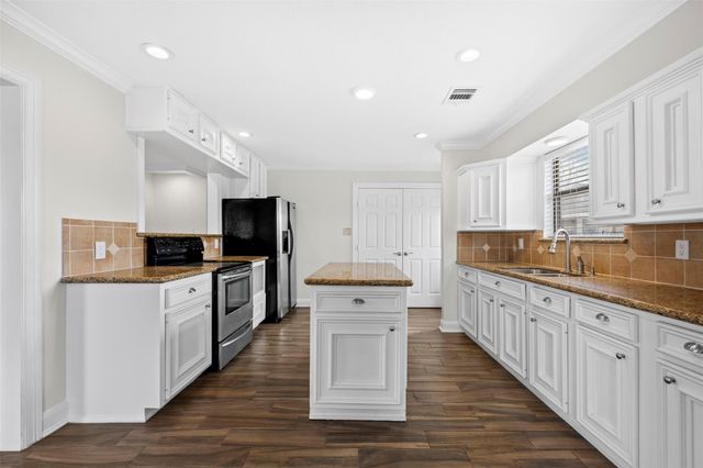 13315 Jean La Fitte, Crosby, TX 77532