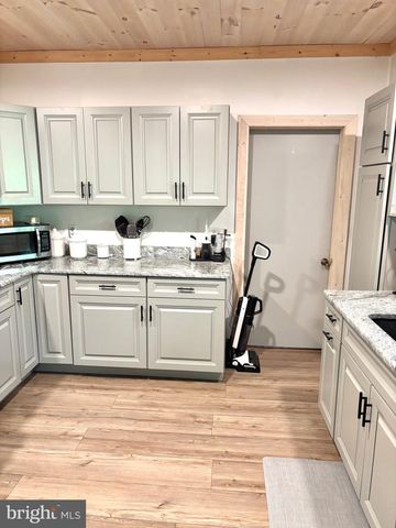 440 PEARL ST, Reedsville, PA 17084