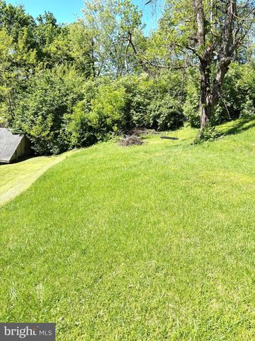 440 PEARL ST, Reedsville, PA 17084