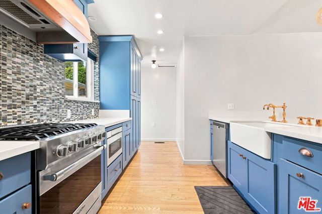5412 Marburn Avenue, Los Angeles, CA 90043