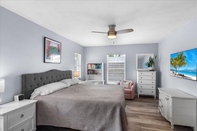 756 W BAFFIN DRIVE, Venice, FL 34293