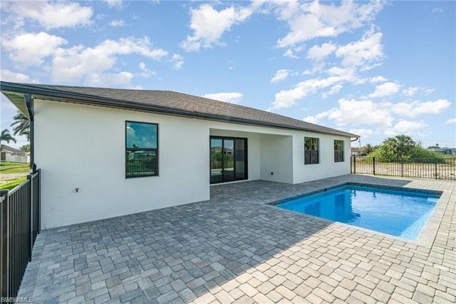 1915 NW 29th AVE, Cape Coral, FL 33993