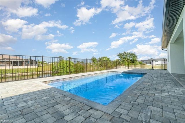 1915 NW 29th AVE, Cape Coral, FL 33993