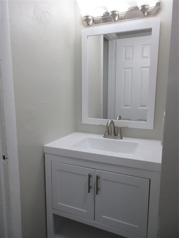 4240-4280 Woodside Drive, Coral Springs, FL 33065